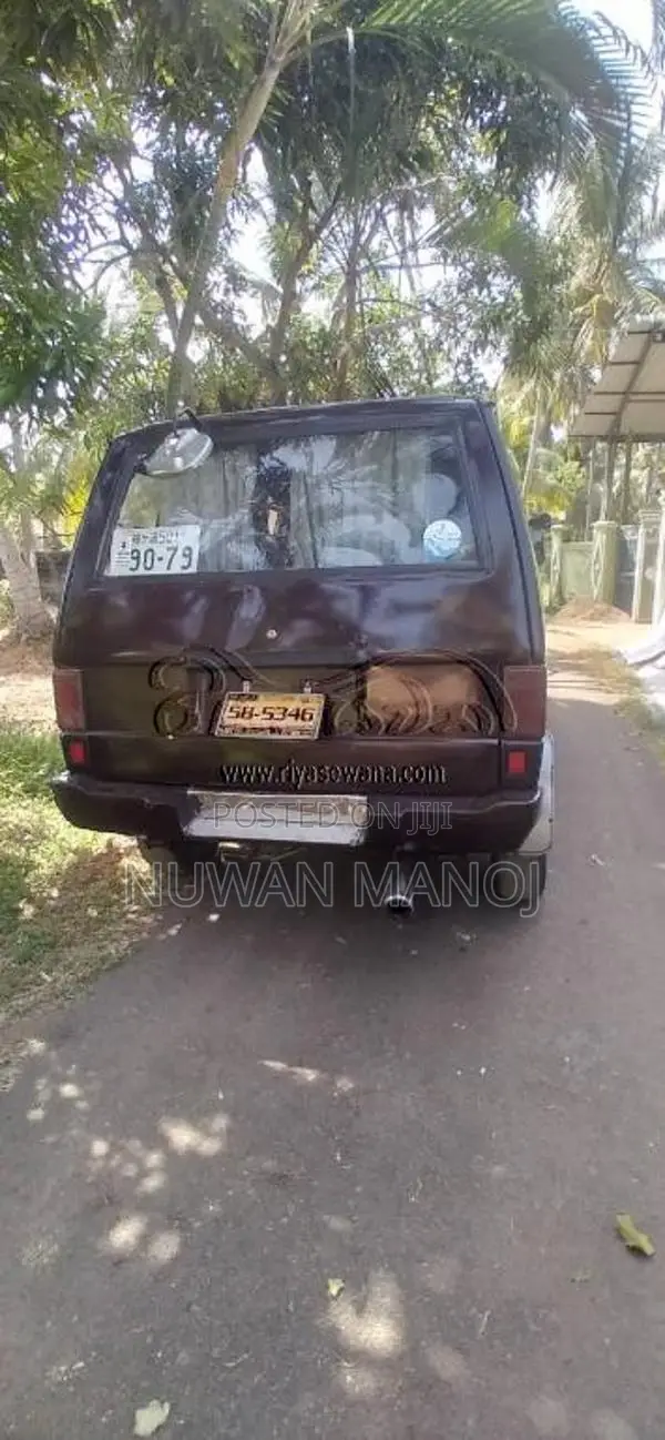 Mitsubishi L300 1998 Van (Used)