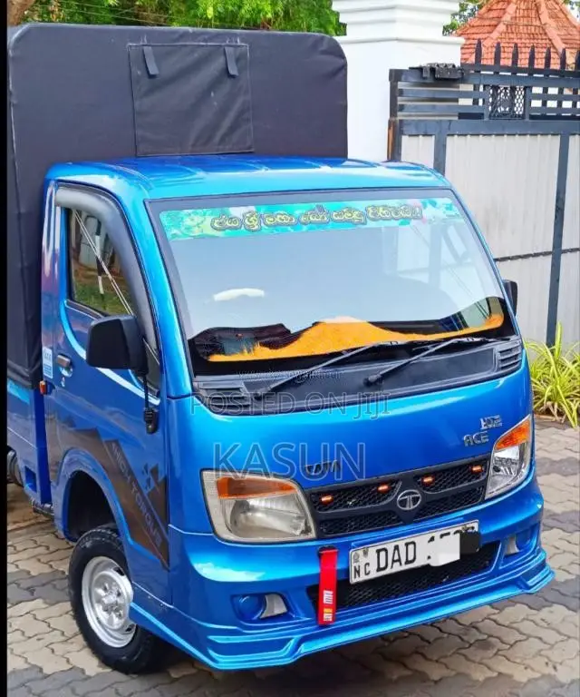 Tata Dimo Batta 2016 Lorry (Used)
