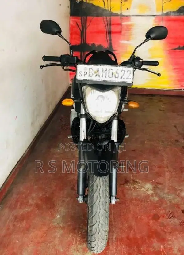 Yamaha FZ 2013 Motorbike (Used)
