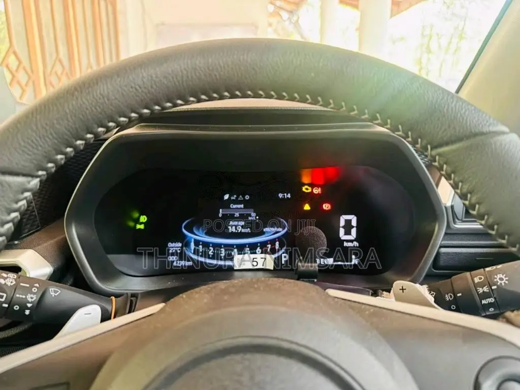 Toyota Raize 2025 SUV (Used)