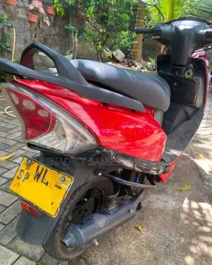 TVS Scooty Streak 2011 Motorbike (Used)