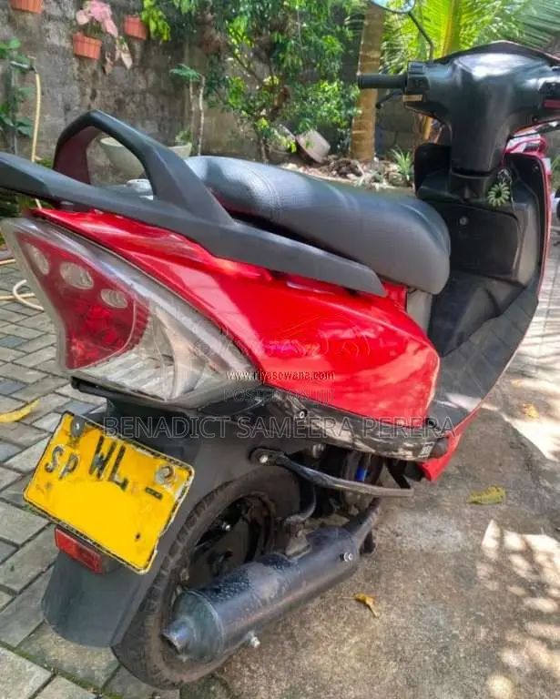 TVS Scooty Streak 2011 Motorbike (Used)