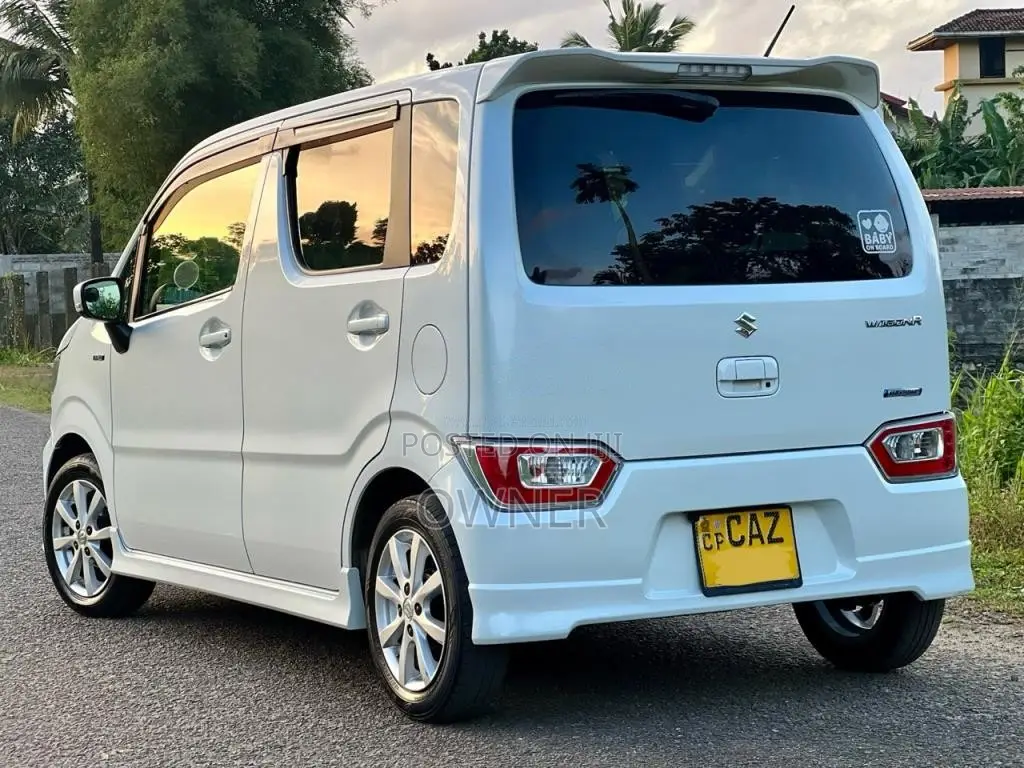Suzuki Wagon R FZ 2018 Car (Used)