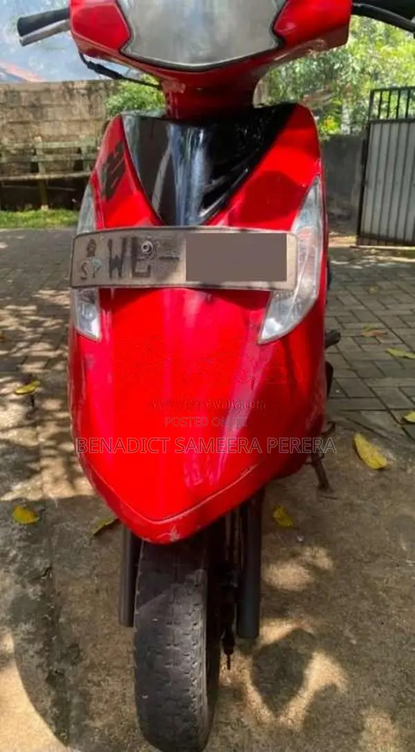 TVS Scooty Streak 2011 Motorbike (Used)