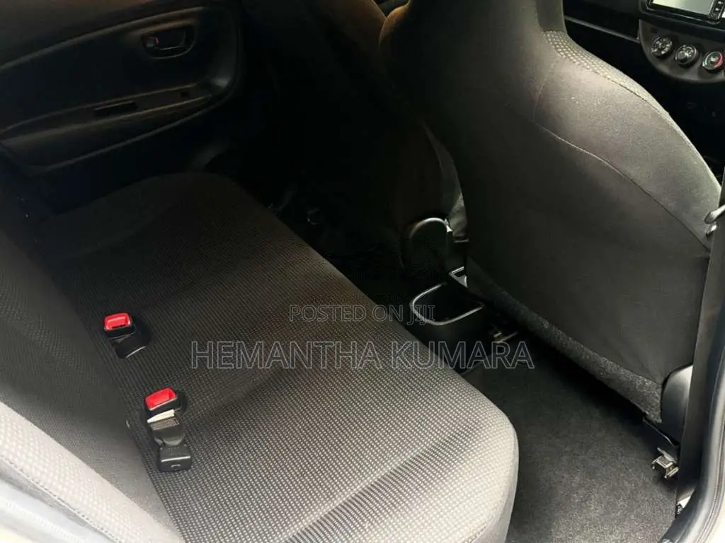 Toyota Vitz 2018 Car (Used)