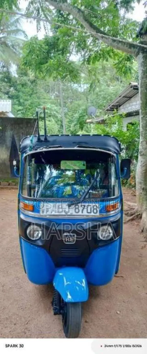 Bajaj Re 2016 Three Wheel (Used)