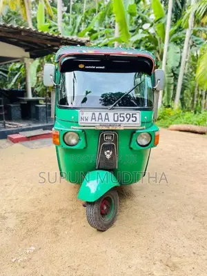 Bajaj 4 Stroke 2012 Three Wheel (Used)