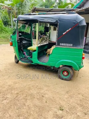 Bajaj 4 Stroke 2012 Three Wheel (Used)