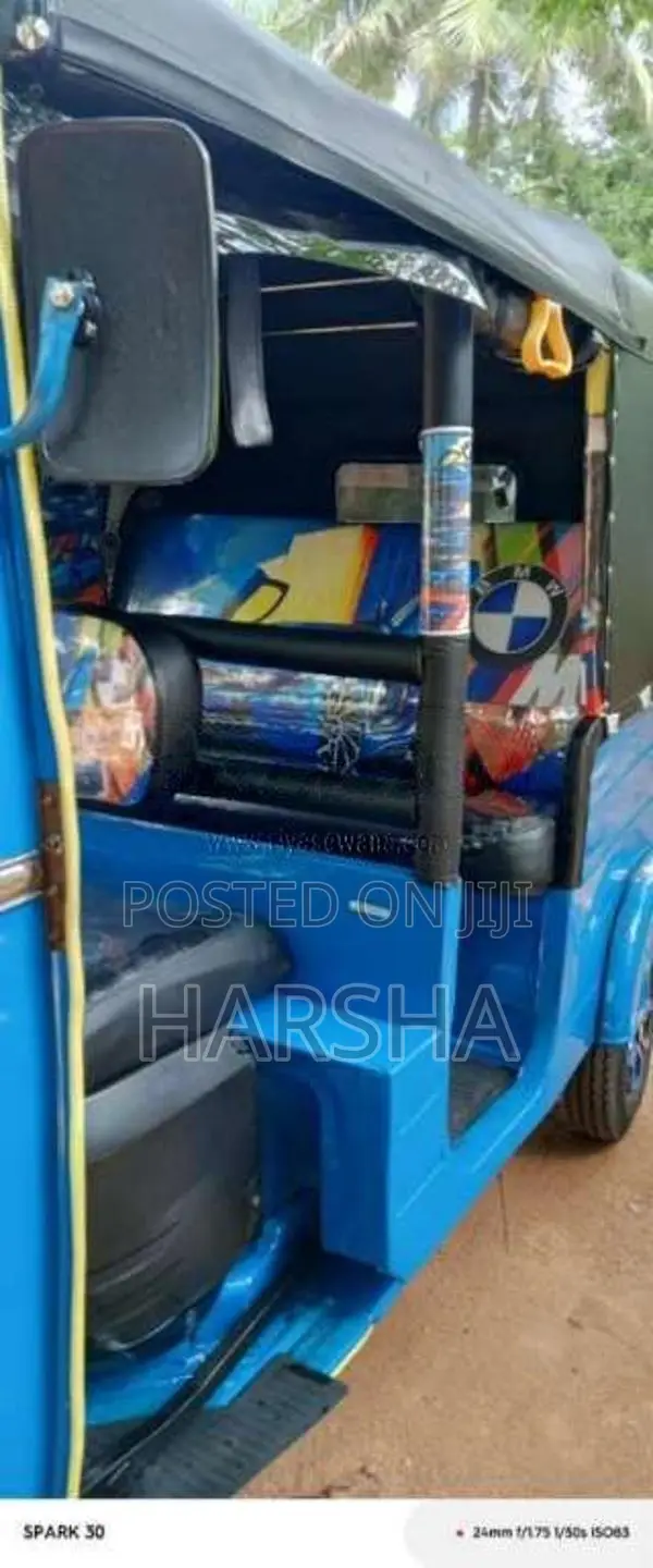 Bajaj Re 2016 Three Wheel (Used)