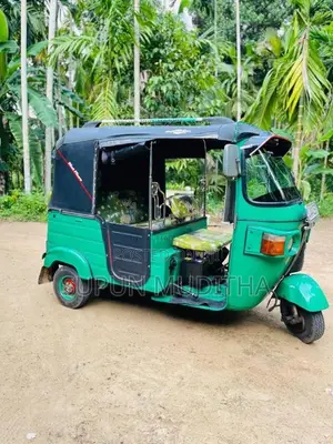 Bajaj 4 Stroke 2012 Three Wheel (Used)