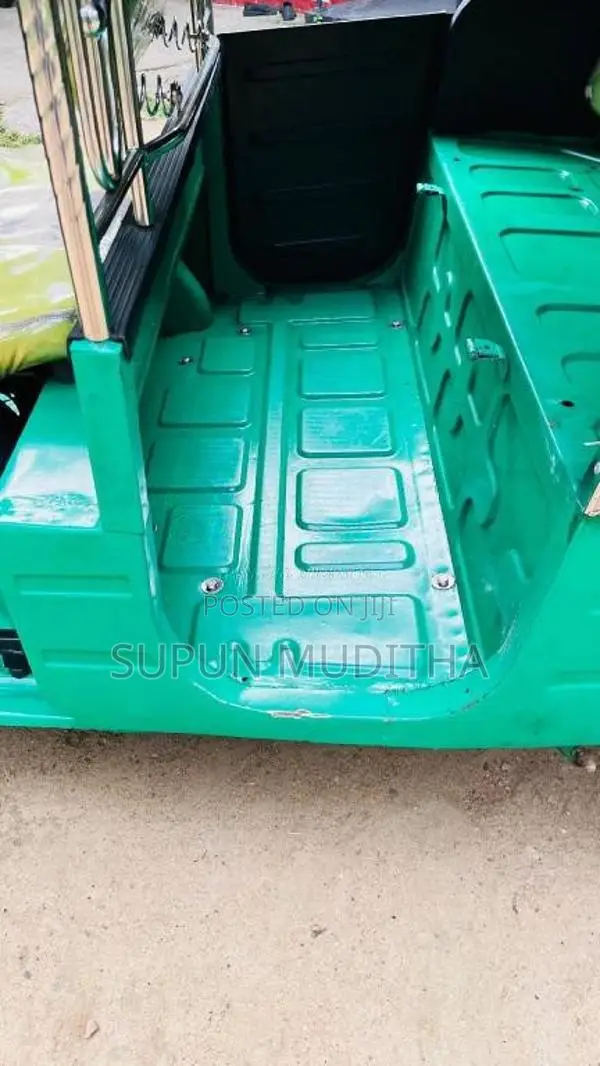 Bajaj 4 Stroke 2012 Three Wheel (Used)