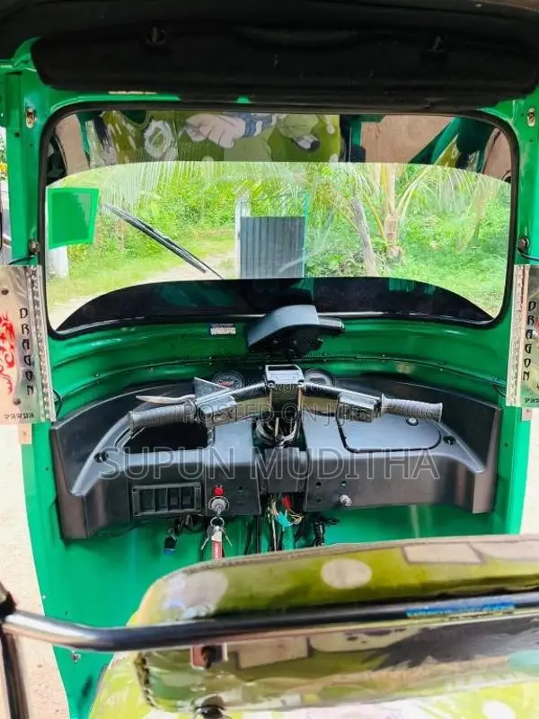 Bajaj 4 Stroke 2012 Three Wheel (Used)