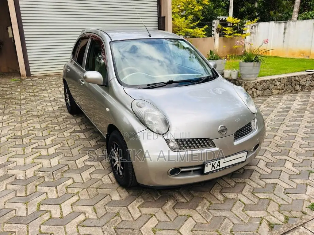 Nissan AK12 2002 Car (Used)
