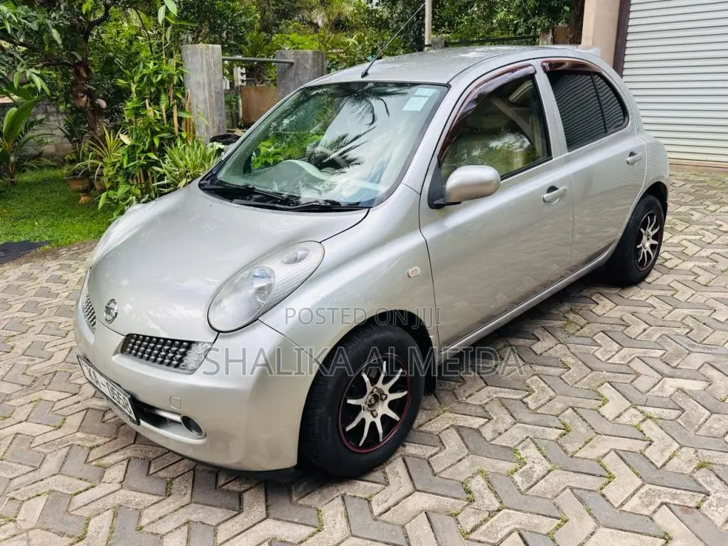 Nissan AK12 2002 Car (Used)