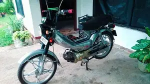 Kinetic Safari 2007 motorcycle (Used)