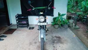 Kinetic Safari 2007 motorcycle (Used)