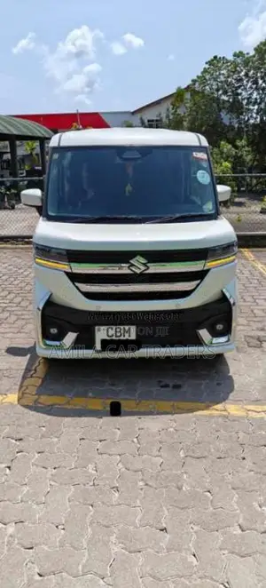 Suzuki Spacia Custom Xs 2023 Car (Used)