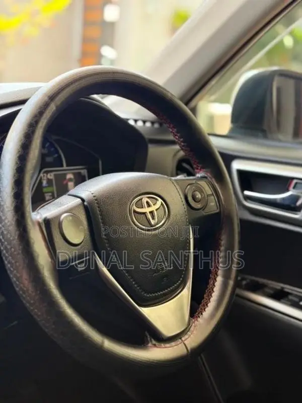 Toyota Axio G Grade 2013 Car (Used)