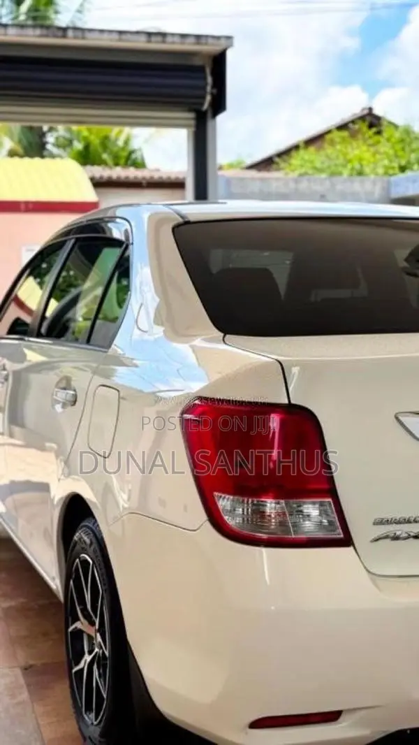 Toyota Axio G Grade 2013 Car (Used)