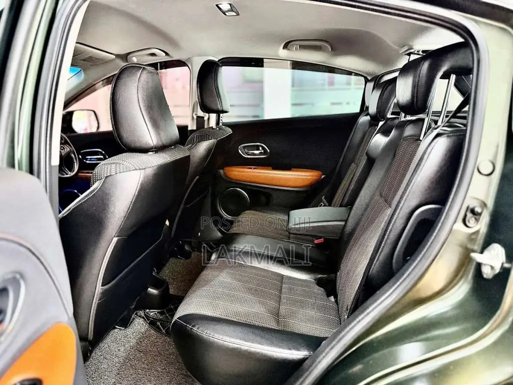 Honda Vezel Z Grade 2015 SUV (Used)