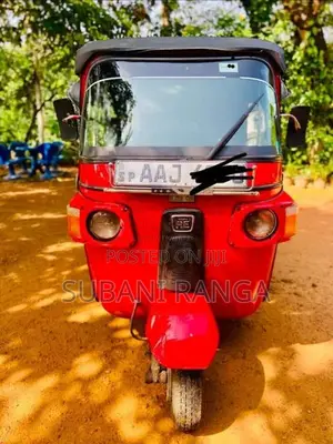 Bajaj 4 Stroke 2013 Three Wheel (Used)