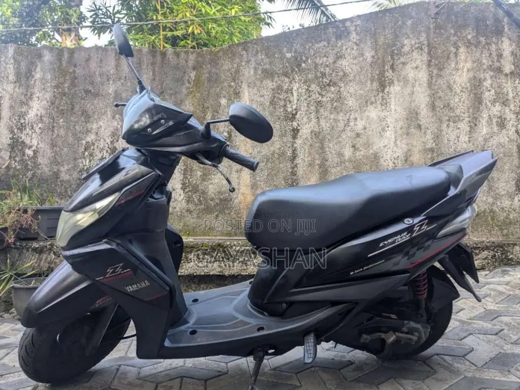 Yamaha Ray ZR 2015 Motorbike (Used)