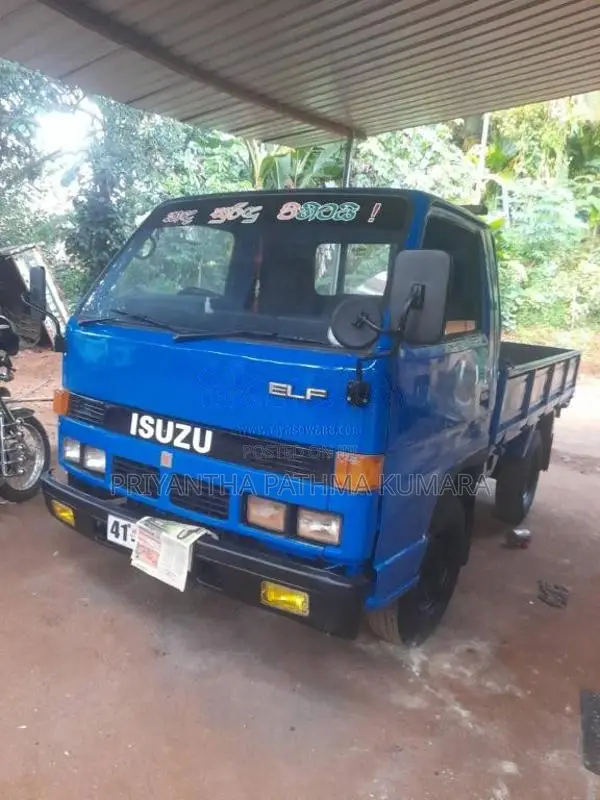 Isuzu Elf 1982 Lorry (Used)