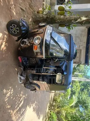 Bajaj RE 4 Stroke 2011 Three Wheel (Used)