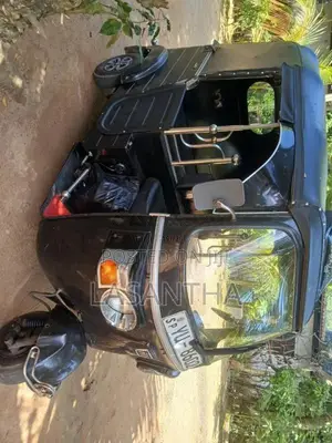 Bajaj RE 4 Stroke 2011 Three Wheel (Used)