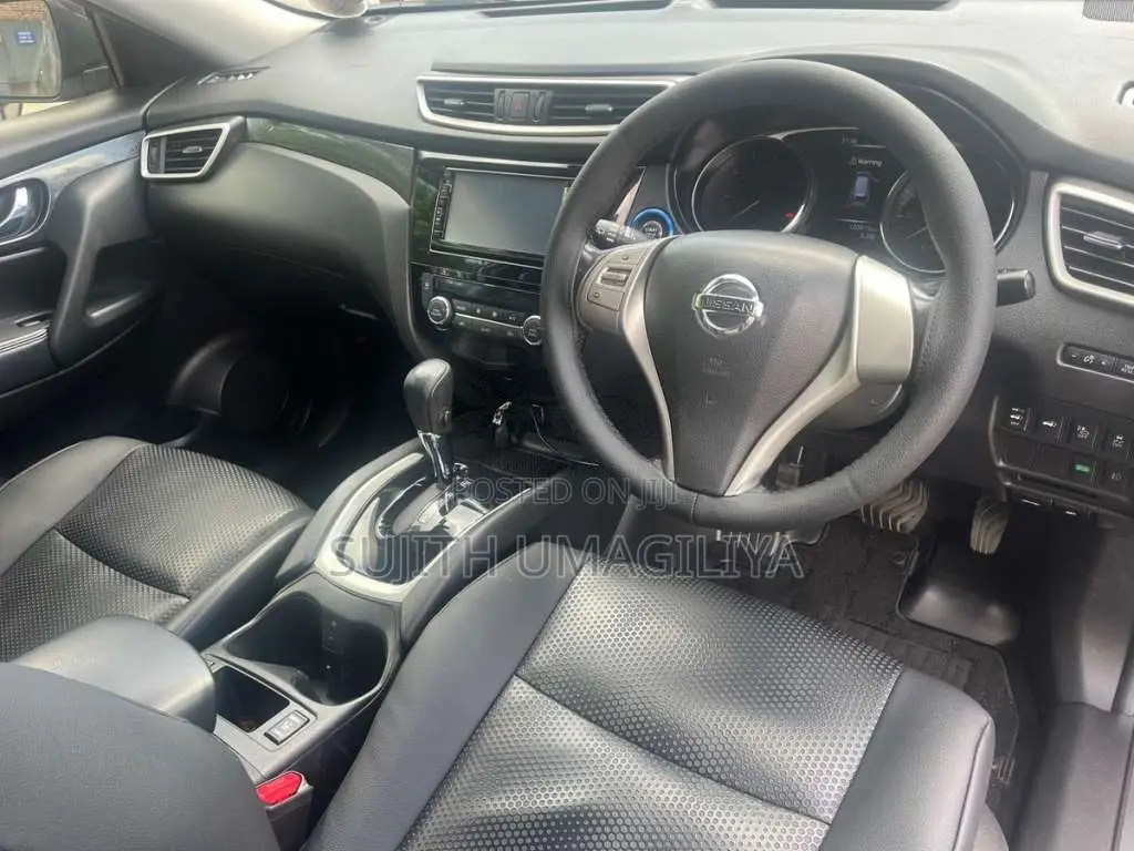 Nissan X-Trail PREMIUM EDITION 2016 SUV (Used)