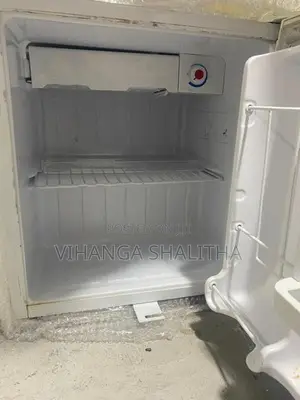 Singer Mini Refrigerator