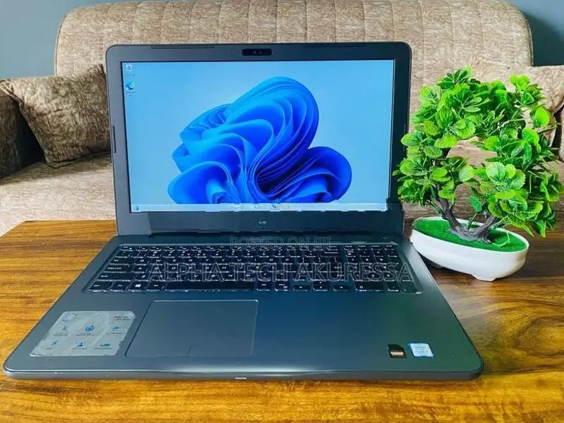 Dell Inspiron core i7 7th Gen 16GB RAM 512GB NVMe SSD with AMD Graphic