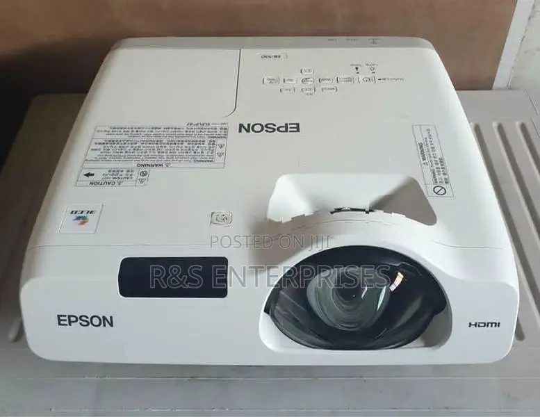 Epson Short Throw Projector