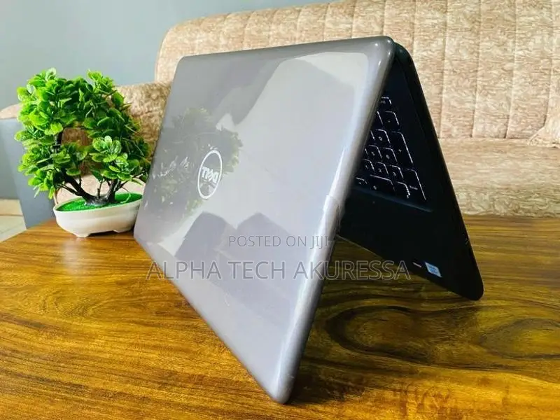 Dell Inspiron core i7 7th Gen 16GB RAM 512GB NVMe SSD with AMD Graphic