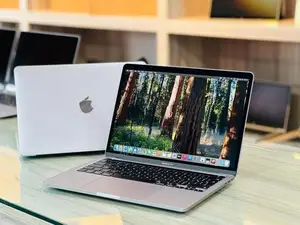 Apple Macbook Pro 2020 Intel I5 16GB RAM 512GB