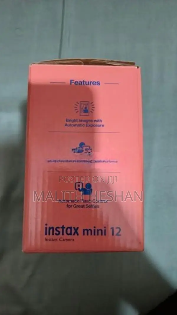Fujifilm Instax Mini 12