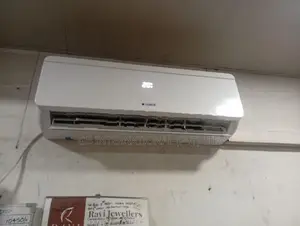 Comfri 24000BTU Inverter AC