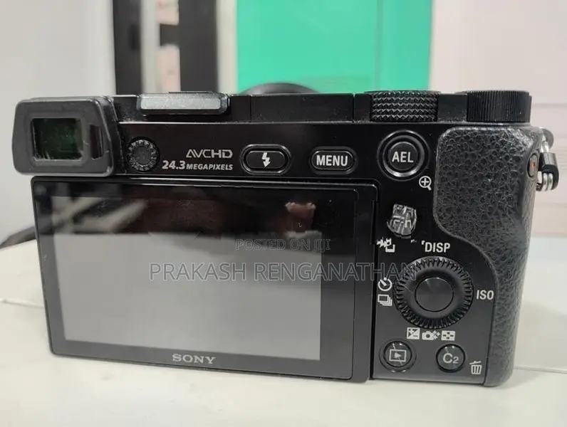 Sony A6000