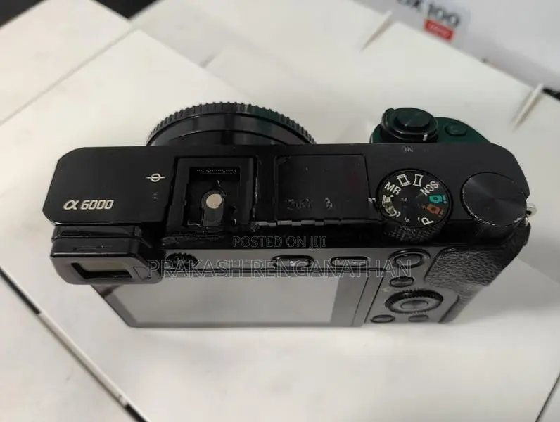 Sony A6000