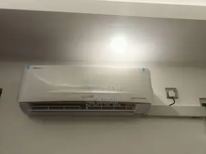 LLOYD 12000BTU Smart Inverter Air Conditioner