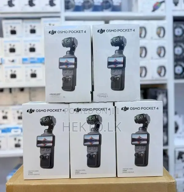 DJI Osmo Pocket 4 Creator Combo
