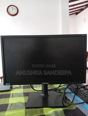 22" Samsung LED Monitor