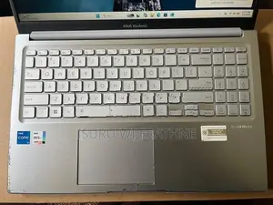 Asus Vivobook V15