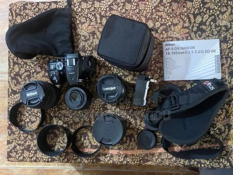 Nikon D5300 DSLR Camera + 4 Lenses Lens caps 16GB Memory Card