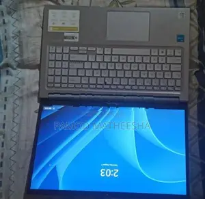 Asus Vivobook 15 X1504VA – i3