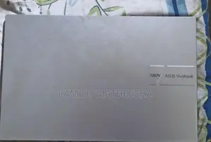 Asus Vivobook 15 X1504VA – i3