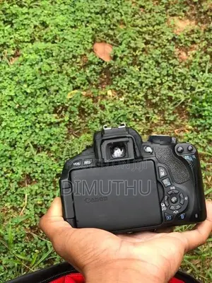 Canon 600D Camera