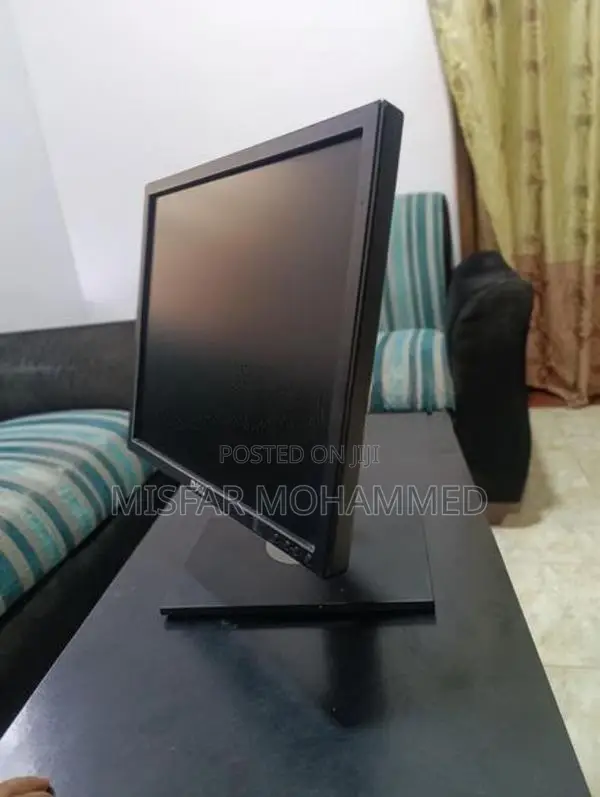 Used Dell 19 Inch Square Monitor