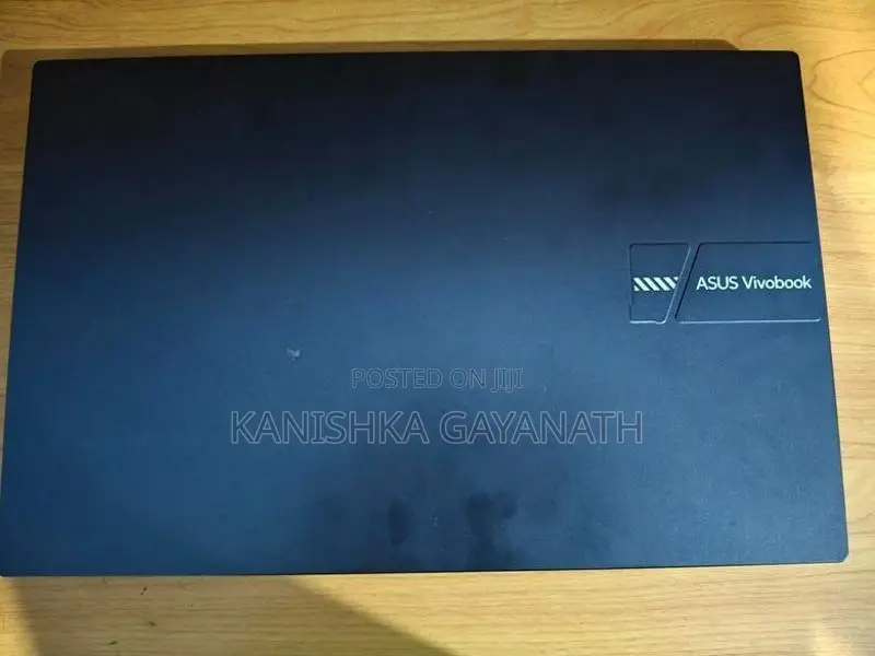 Asus Vivobook 14 X1504VA-i7 13 Gen Laptop