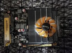 GT640 2GB - AMD HD 6450 1GB VGA Card